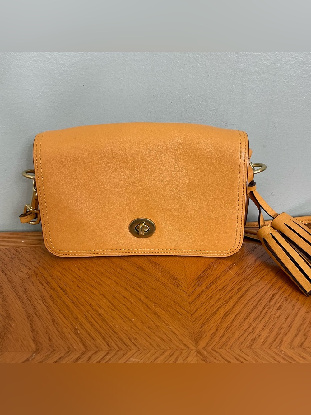 Coach Legacy Penny 19914 Women’s Crossbody Shoulder Leather Purse Bag Yellow